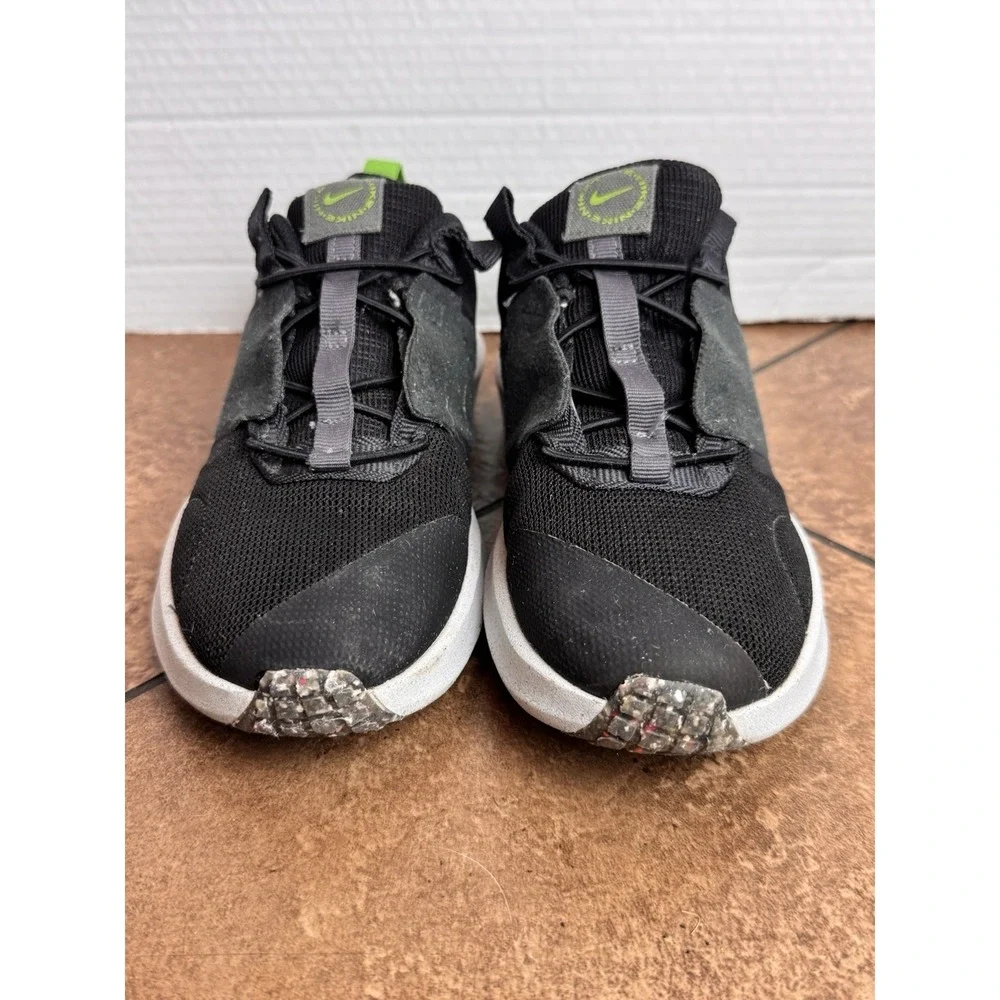 Nike Crater Impact Boys' Black Green Sneakers DB3551-001 Size 3Y